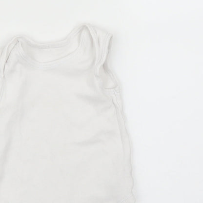 Primark Baby White   Babygrow One-Piece Size 12-18 Months