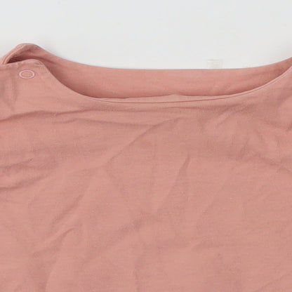 Close-up detail of Marks & Spencer Baby Pink Basic T-Shirt, size 18-24, Months