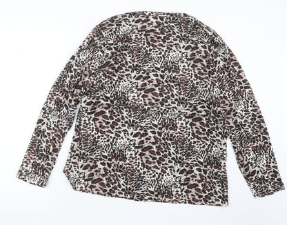 Back view of Kin Da women’s brown animal print basic t-shirt, size L