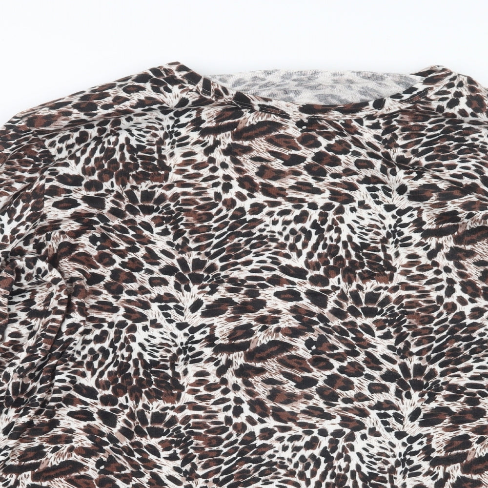 Close-up detail of Kin Da women’s brown animal print basic t-shirt, size L