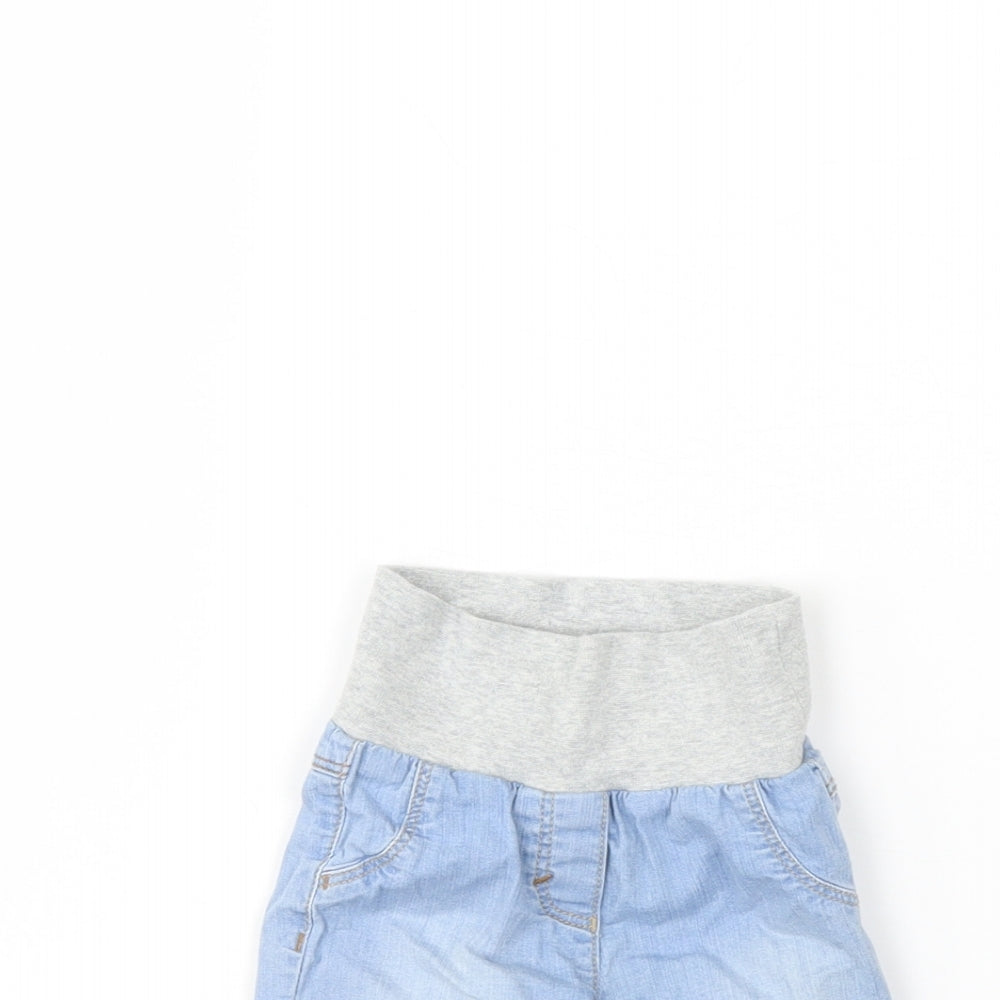 spirit  Baby Blue  Denim Capri Jeans Size 0-3 Months  - 2 months