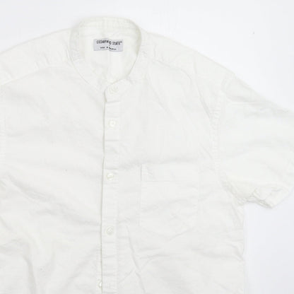 Mens UK Size M Cedar Wood State White  Button-Up Short Sleeve Casual Shirt