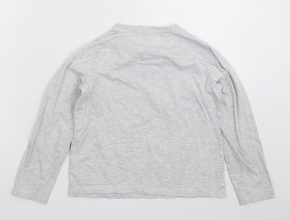Back view of Primark boys’ grey basic t-shirt, size 8-9, years