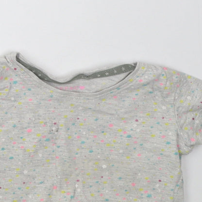 Close-up detail of jeff & co girls’ grey polka dot basic t-shirt, size 2-3, years