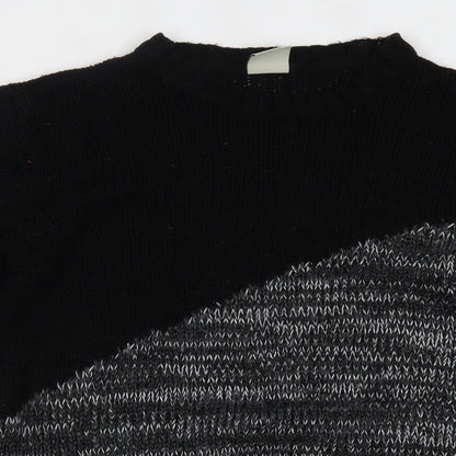 Close-up detail of DF women’s grey jumper, size XS