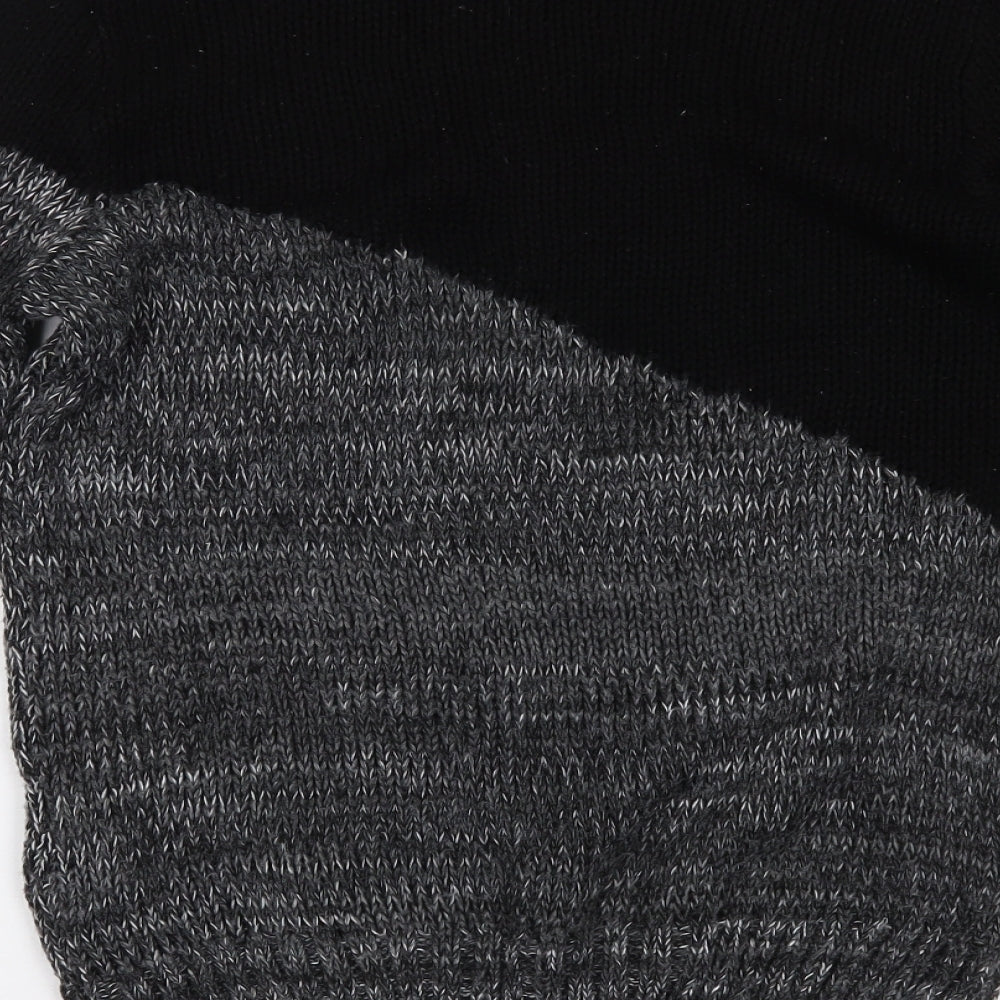 Brand and care label for DF women’s grey jumper, size XS