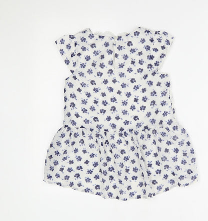 Back view of George girls’ white floral basic blouse, size 8-9, years
