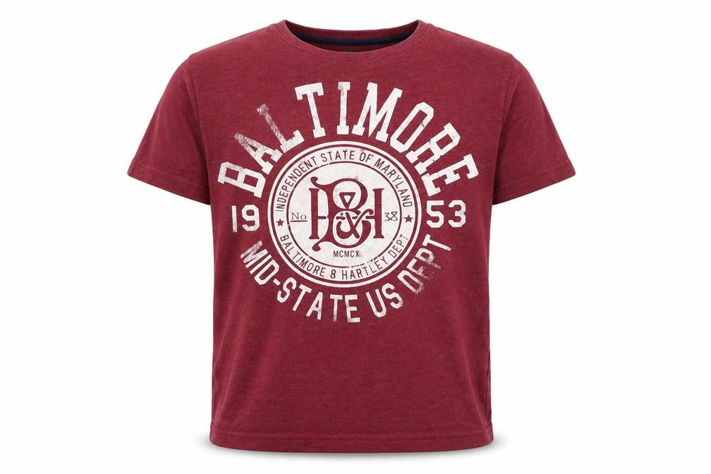Front view of Primark boys’ red basic t-shirt, size 8-9, years