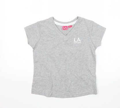 Additional front view of LA Gear girls’ grey basic t-shirt, size 7-8, years