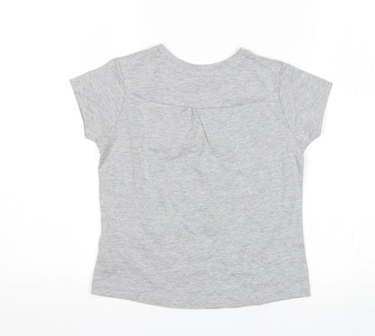 Back view of LA Gear girls’ grey basic t-shirt, size 7-8, years