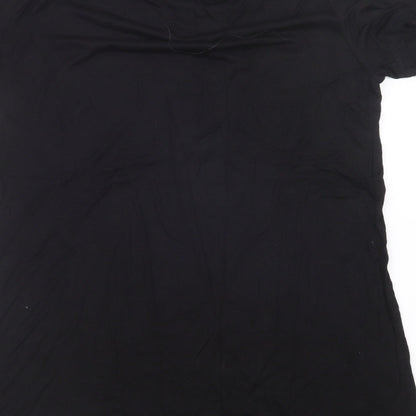 Brand and care label for Lin H.C women’s black basic t-shirt, size M