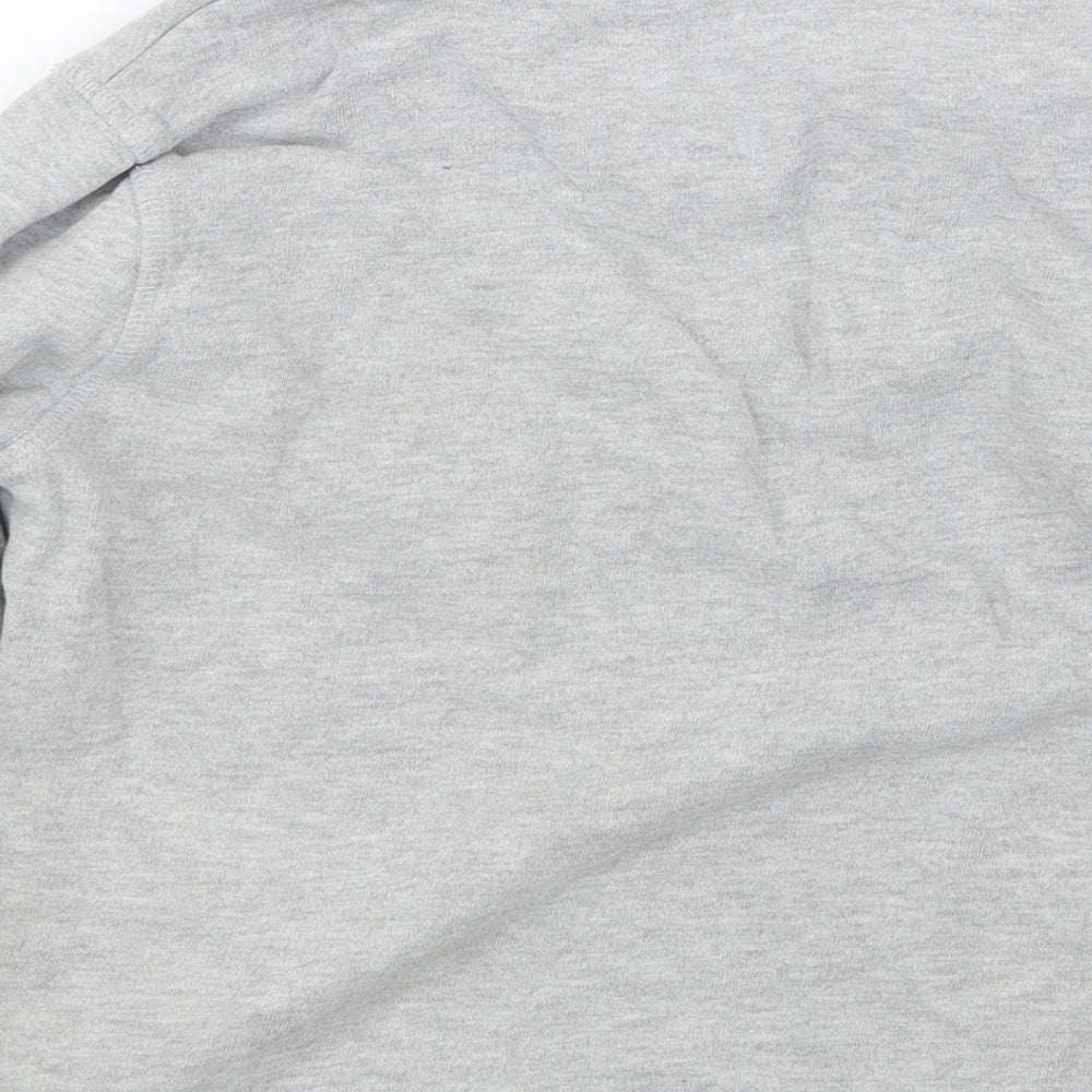 Brand and care label for F&F boys’ grey jumper, size 5-6, years