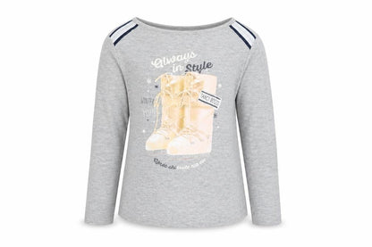 Front view of girls’ wear girls grey basic t-shirt, size 10, years