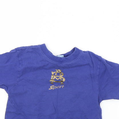 Close-up detail of Blue Max boys’ blue basic t-shirt, size 5, years
