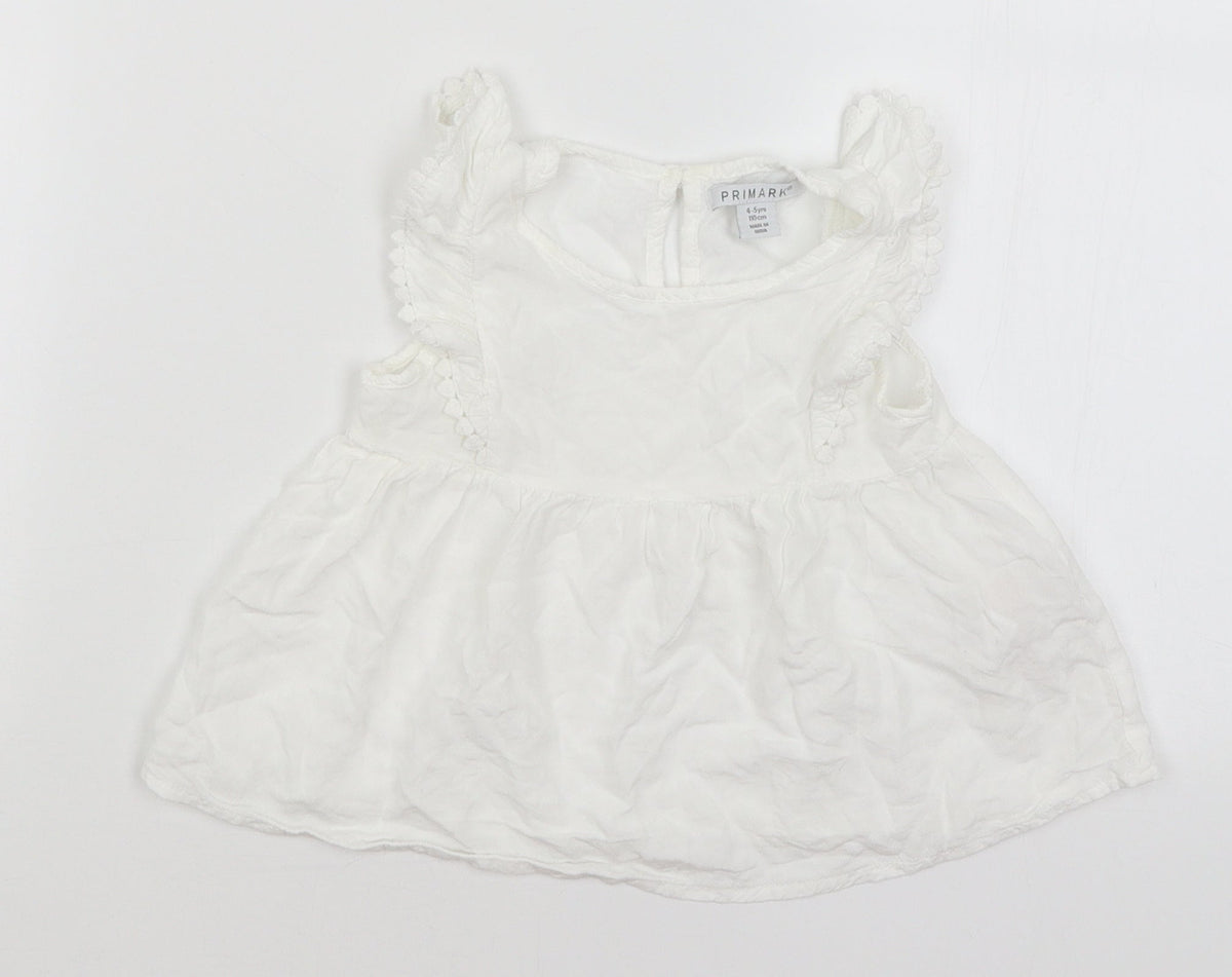 Additional front view of Primark girls’ white basic blouse, size 4-5, years