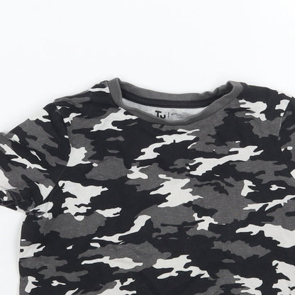 Close-up detail of Tu boys’ grey camouflage basic t-shirt, size 3, years