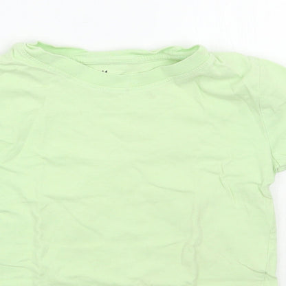 Close-up detail of H&M boys’ green basic t-shirt, size 5, years