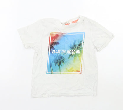 Additional front view of H&M boys’ white basic t-shirt, size 3, years