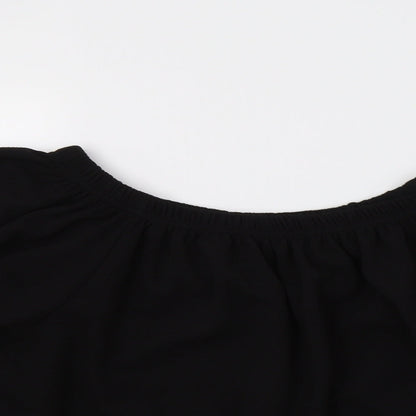 Close-up detail of Glamour Babe women’s black basic blouse, size M