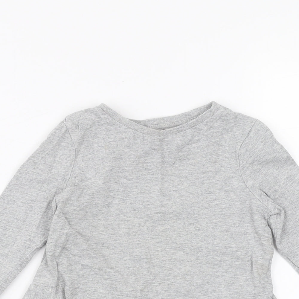 Close-up detail of Very girls’ grey basic t-shirt, size 2-3, years