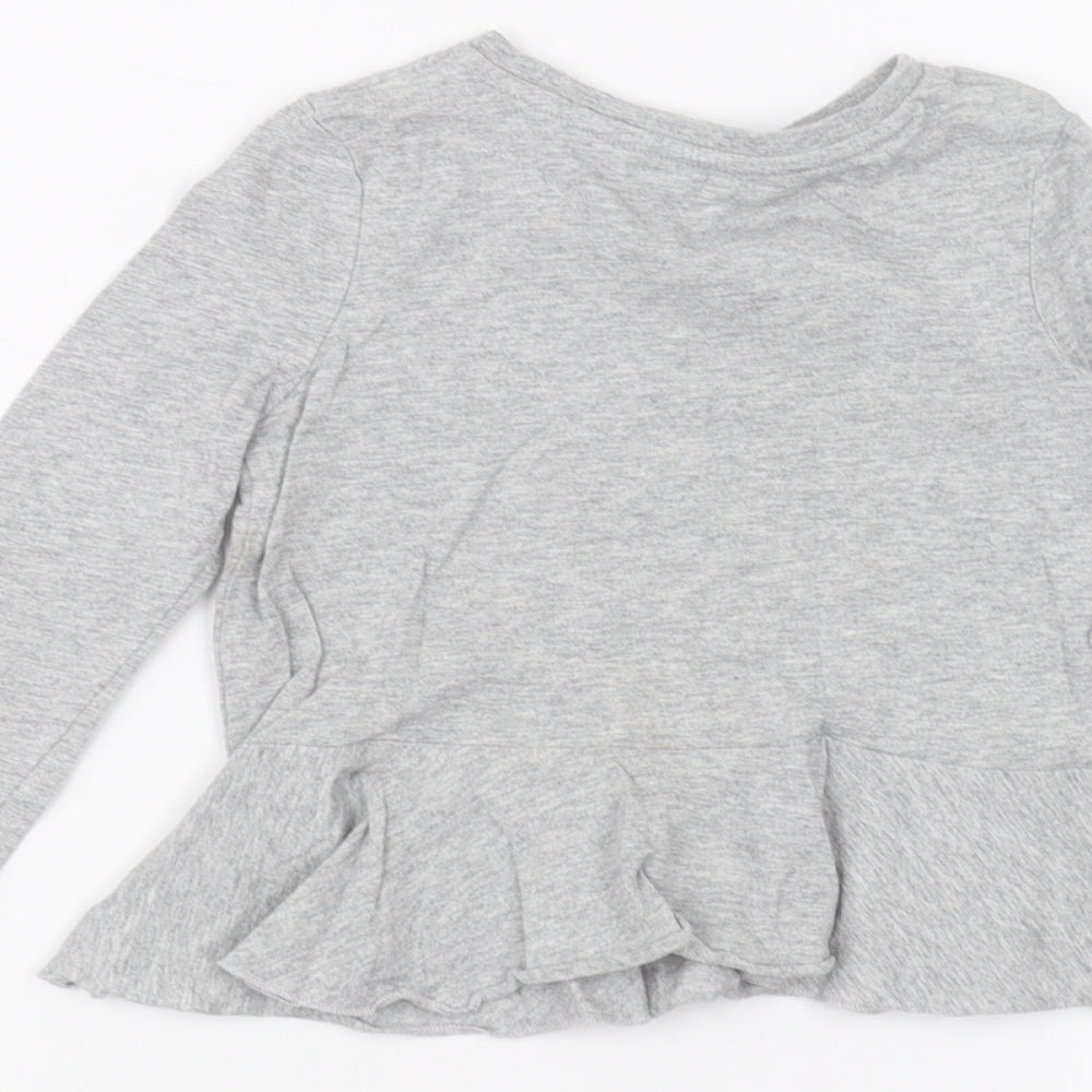 Brand and care label for Very girls’ grey basic t-shirt, size 2-3, years