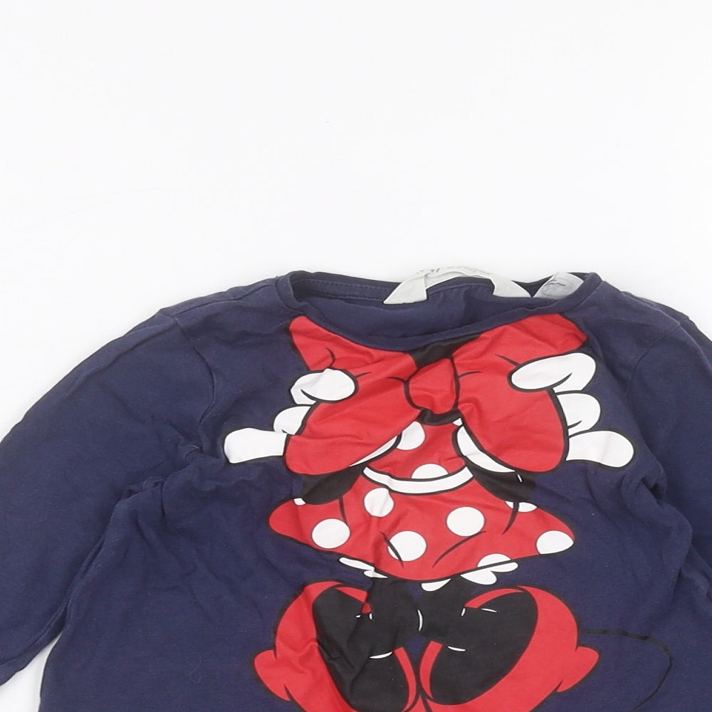Close-up detail of H&M Baby Blue Basic T-Shirt, size 12-18, Months