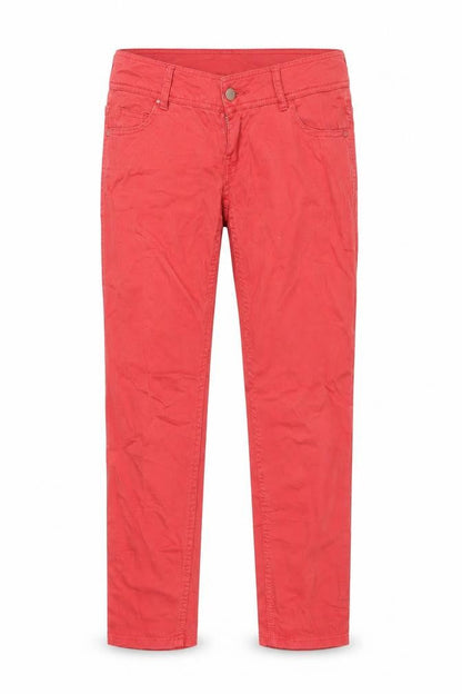 Front view of Clullin women’s red straight jeans, size S, 30-inch leg