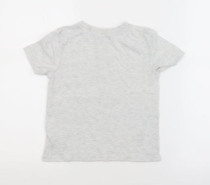 Back view of H&M boys’ grey basic t-shirt, size 5-6, years - lego