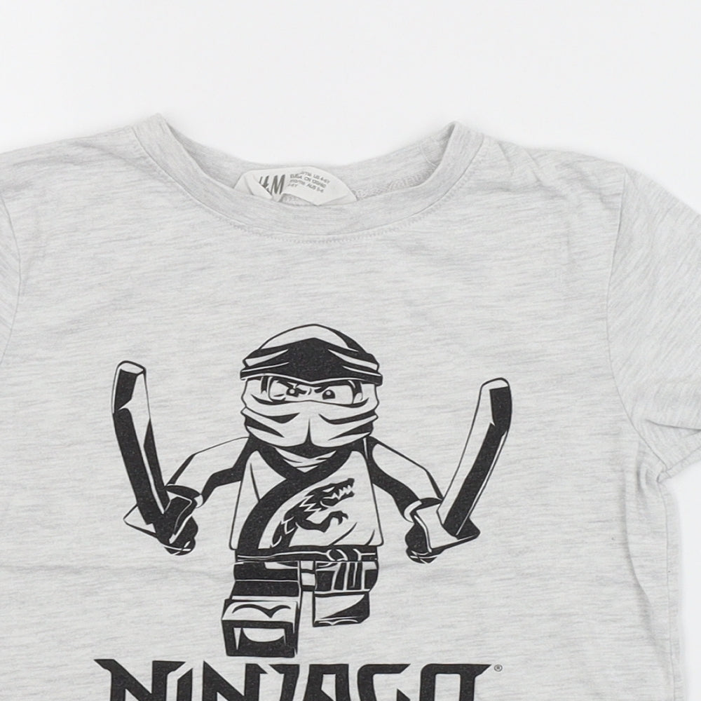 Close-up detail of H&M boys’ grey basic t-shirt, size 5-6, years - lego