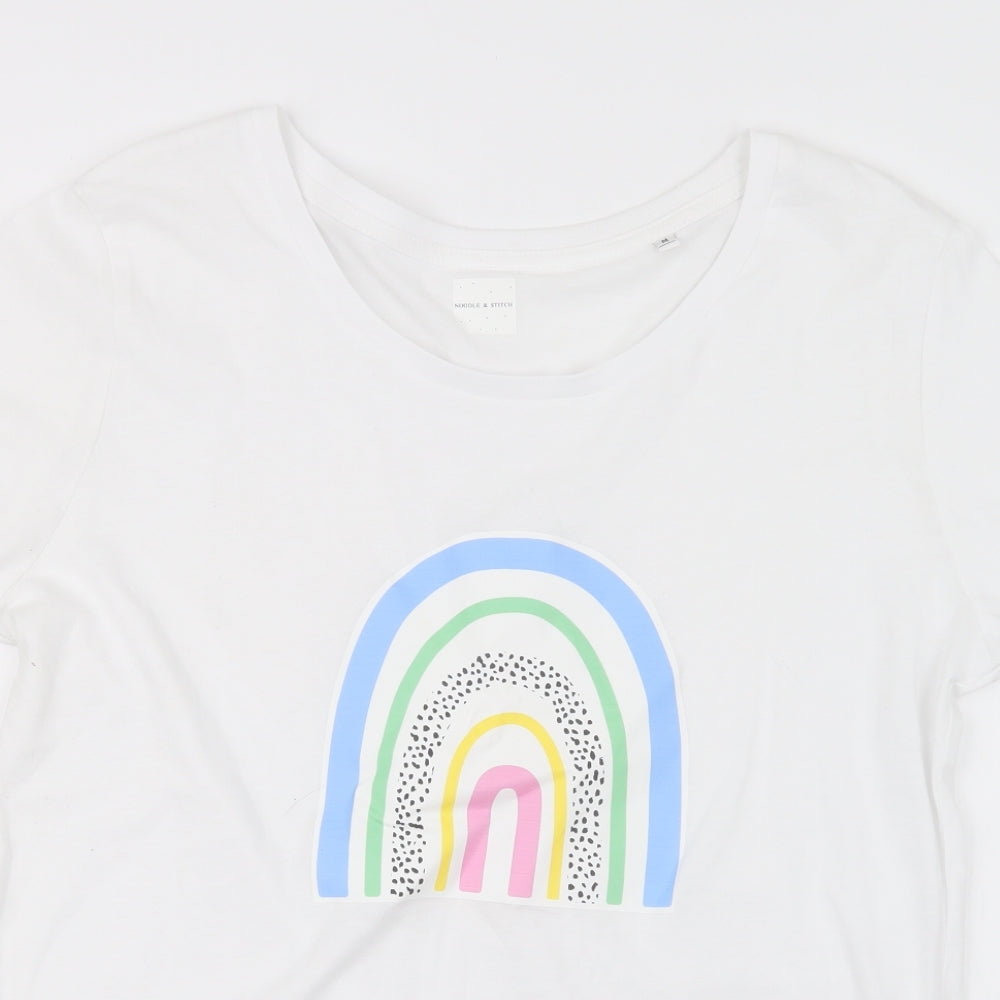 Close-up detail of Noodle & Stitch women’s white basic t-shirt, size M