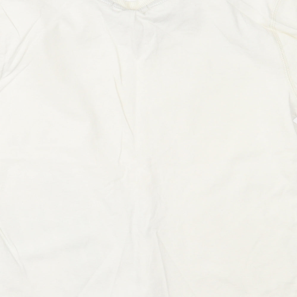 Brand and care label for George boys’ white basic t-shirt, size 8-9, years
