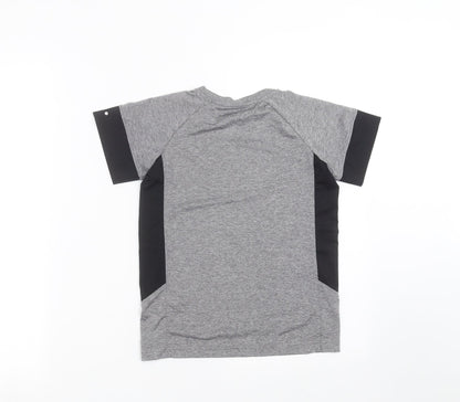 SOULUXE Girls Grey   Basic T-Shirt Size 8-9 Years  - sports top