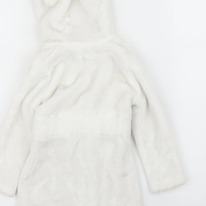 Brand and care label for George Baby White Solid Chemise Robe, size 9-12, Months