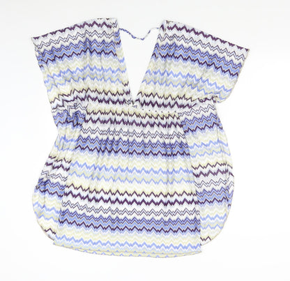 Back view of Elif women’s blue geometric basic blouse, size S