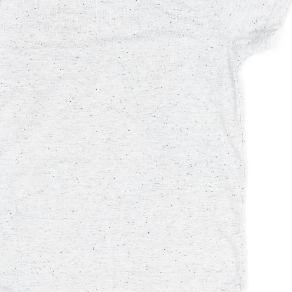 Brand and care label for Primark boys’ grey basic t-shirt, size 7-8, years - brooklyn vibe