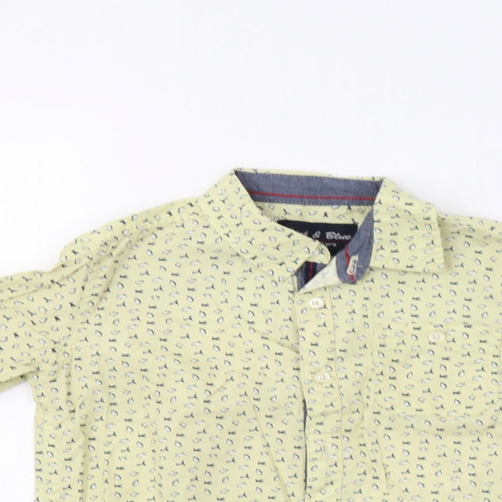Close-up detail of Pink & Blue boys’ yellow basic button-up, size 5-6, years - penguin print