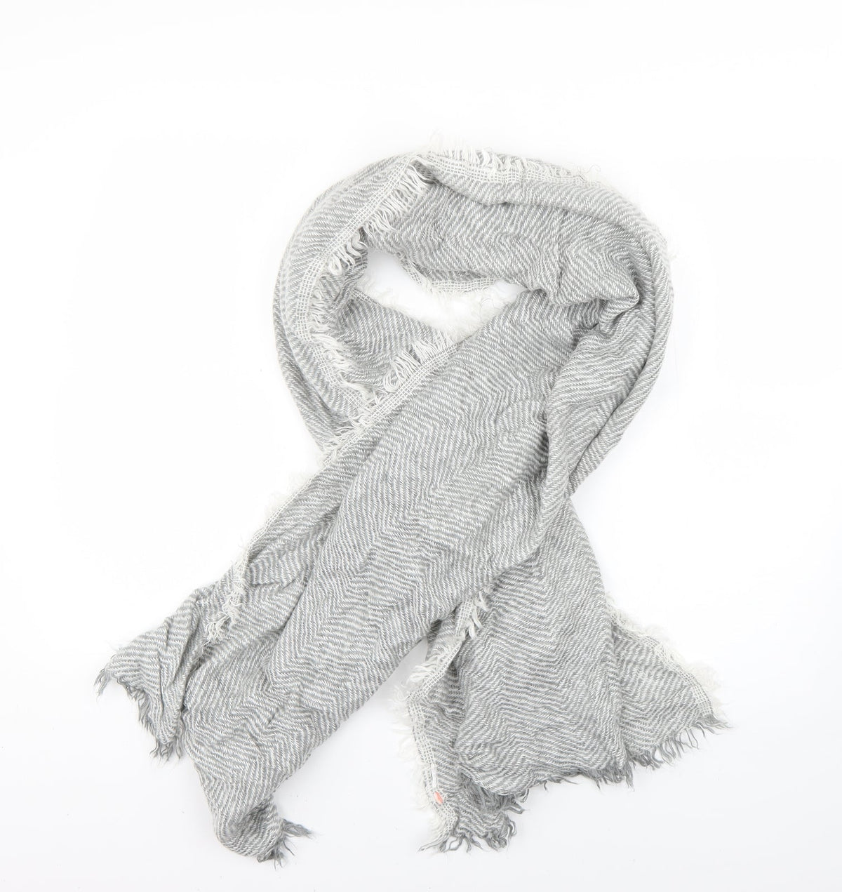 Front view of Preworn women’s grey argyle/diamond scarf