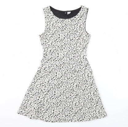 Divided Womens Black Floral  Fit & Flare  Size 8