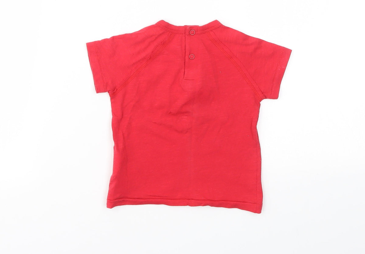 Back view of United Colors of Benetton Baby Red Basic T-Shirt, size 9-12, Months