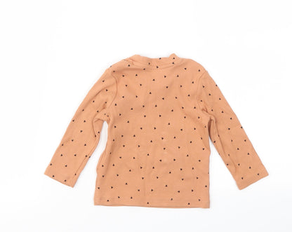 Back view of Primark girls’ orange geometric basic t-shirt, size 9-12, months