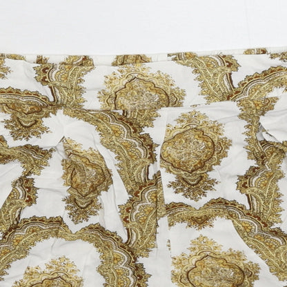 H&M Womens White   Hot Pants Shorts Size 6