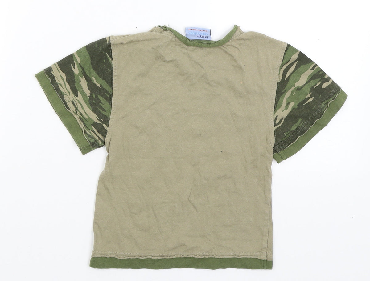 Back view of boys’ essentials boys green basic t-shirt, size 4-5, years