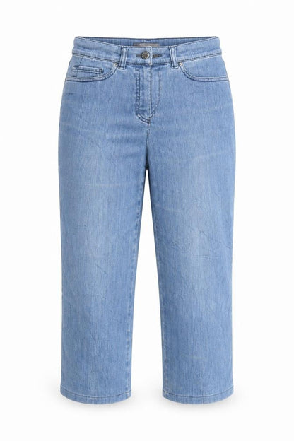 Front view of GARDEUR women’s blue denim capri jeans, size UK 30, in, 25-inch leg