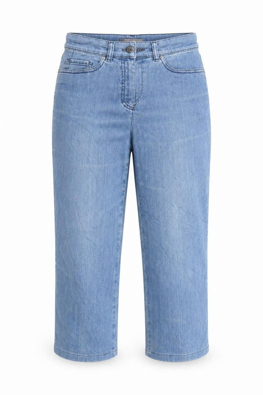 Front view of GARDEUR women’s blue denim capri jeans, size UK 30, in, 25-inch leg