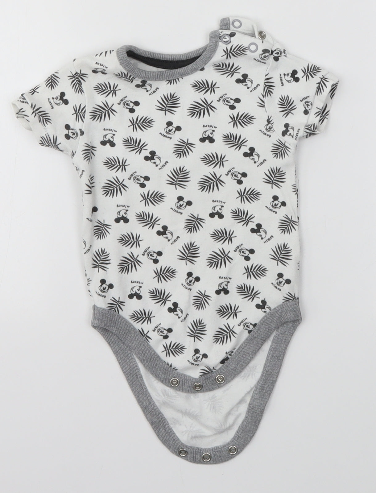 George Baby White   Babygrow One-Piece Size 6-9 Months