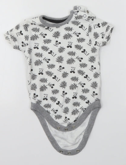 George Baby White   Babygrow One-Piece Size 6-9 Months