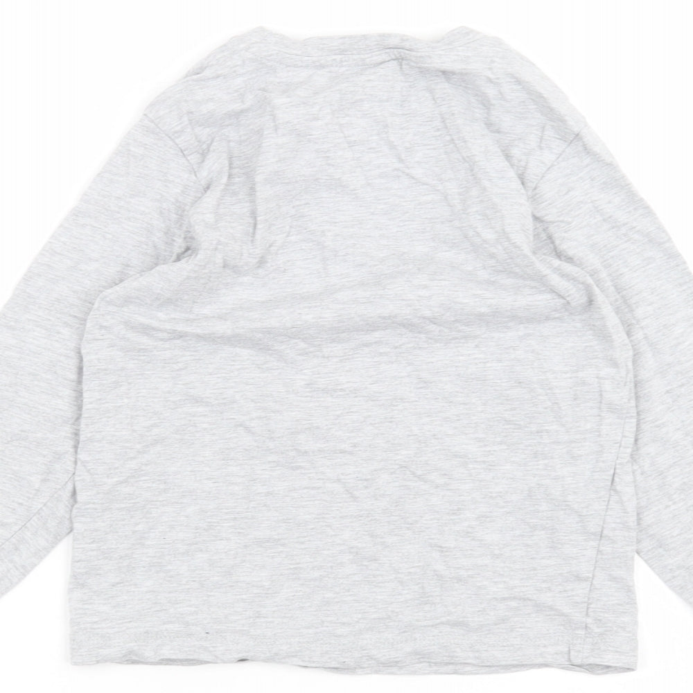 Brand and care label for Matalan boys’ grey basic t-shirt, size 7, years