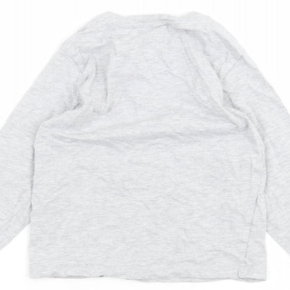 Brand and care label for Matalan boys’ grey basic t-shirt, size 7, years