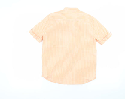 Back view of Zara girls’ pink striped basic button-up, size 9, years