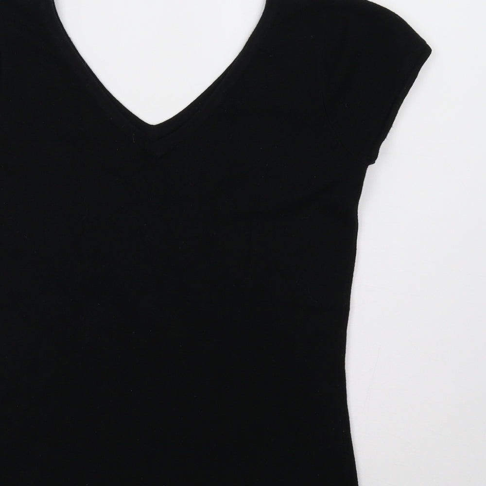 Brand and care label for Evan-Picone women’s black jumper, size M